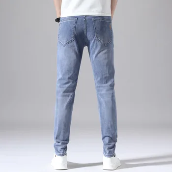 2021 nye slim fit mænds tendens strække alsidige lange bukser lige løs tynde jeans til mænd i foråret og sommeren
